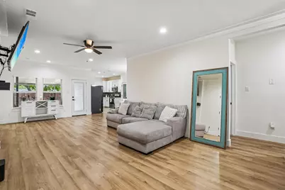 1829 Galveston Street, Grand Prairie, TX 75051 - Photo 11