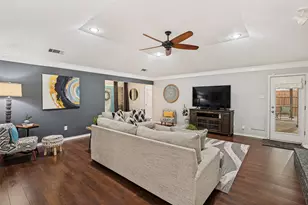 826 Cherlynne Dr, Cedar Hill, TX 75104 - Photo 7