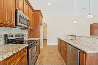 215 Newcastle Street, Waxahachie, TX 75165 - Photo 11