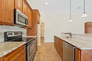 215 Newcastle St, Waxahachie, TX 75165 - Photo 11