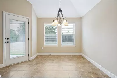 215 Newcastle Street, Waxahachie, TX 75165 - Photo 13