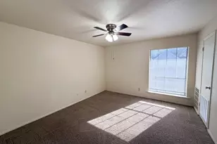 510 W Marvin Ave, Waxahachie, TX 75165 - Photo 5