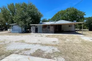 312 Alexander Ln, Bridgeport, TX 76426 - Photo 1