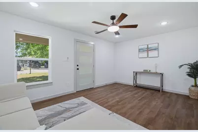 5610 Calloway Street, Sansom Park, TX 76114 - Photo 3