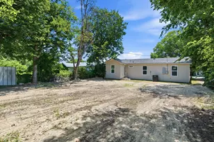 5610 Calloway St, Sansom Park, TX 76114 - Photo 3