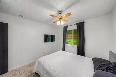 303 Shelmar Drive, Euless, TX 76039 - Photo 25