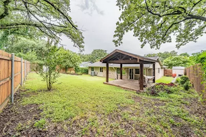 303 Shelmar Drive, Euless, TX 76039 - Photo 35
