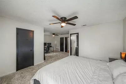 303 Shelmar Drive, Euless, TX 76039 - Photo 17