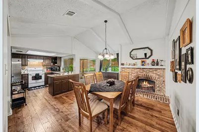 303 Shelmar Drive, Euless, TX 76039 - Photo 9