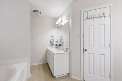 5002 Bayberry Drive, Arlington, TX 76017 - Photo 25