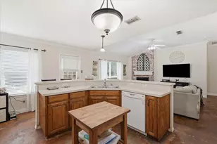 5002 Bayberry Dr, Arlington, TX 76017 - Photo 17