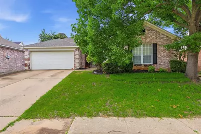 5002 Bayberry Drive, Arlington, TX 76017 - Photo 5