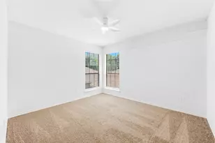 248 Lydia Cir, Irving, TX 75060 - Photo 25