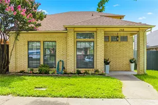 248 Lydia Cir, Irving, TX 75060 - Photo 1