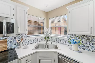 248 Lydia Circle, Irving, TX 75060 - Photo 11