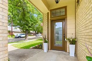 248 Lydia Cir, Irving, TX 75060 - Photo 3