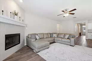 8993 Fair Oaks Dr, Providence Village, TX 76227 - Photo 7
