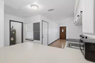 620 E Sears St, Denison, TX 75021 - Photo 7