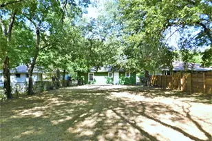2212 Denison St, Denton, TX 76201 - Photo 19