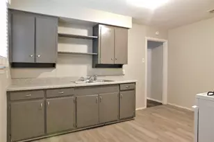 2212 Denison St, Denton, TX 76201 - Photo 11
