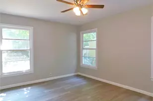 2212 Denison St, Denton, TX 76201 - Photo 9