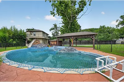 14126 Brookridge Circle, Dallas, TX 75254 - Photo 35
