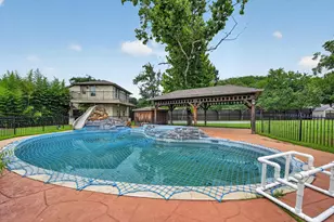 14126 Brookridge Cir, Dallas, TX 75254 - Photo 35