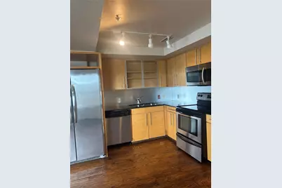 329 E Colorado Boulevard #404, Dallas, TX 75203 - Photo 9