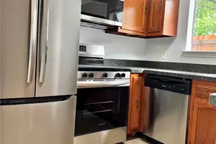 705 Gregg St, Denton, TX 76201 - Photo 5