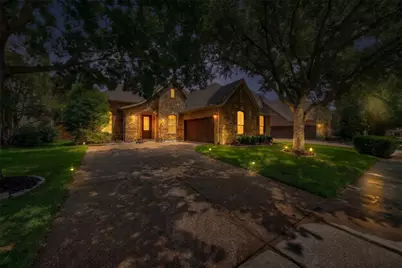 5833 Crescent Lane, Colleyville, TX 76034 - Photo 3
