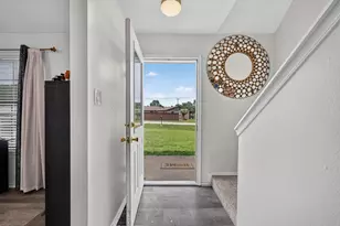 1626 Lyon St, Lancaster, TX 75134 - Photo 3