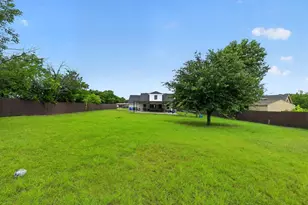 1626 Lyon St, Lancaster, TX 75134 - Photo 13