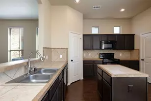365 Orbit Dr, Lavon, TX 75166 - Photo 7