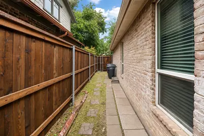 3332 W 4th Street, Fort Worth, TX 76107 - Photo 37