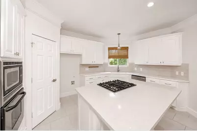 3332 W 4th Street, Fort Worth, TX 76107 - Photo 3