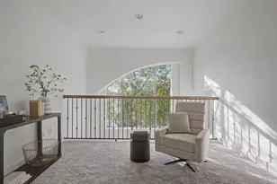 2702 Floyd St, Dallas, TX 75204 - Photo 9