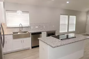608 E College St, Sherman, TX 75090 - Photo 7