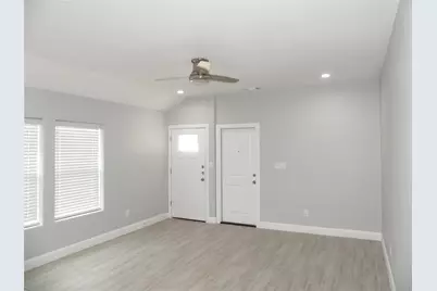608 E College Street #610, Sherman, TX 75090 - Photo 3