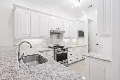 2190 McPherson Drive, Grapevine, TX 76051 - Photo 7
