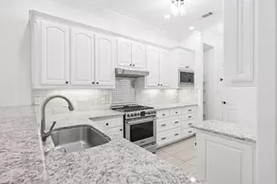 2190 McPherson Dr, Grapevine, TX 76051 - Photo 7