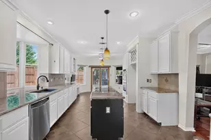 3717 Legendary Ln, Plano, TX 75023 - Photo 11