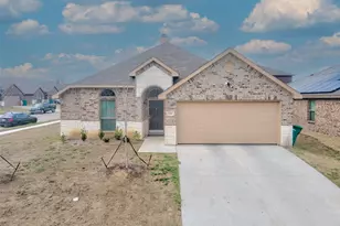 531 Sydney St, Wilmer, TX 75172 - Photo 1