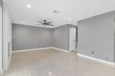 1424 Hampton Road, Grapevine, TX 76051 - Photo 9