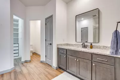 7529 Pleasant Oaks Street, Fort Worth, TX 76120 - Photo 25