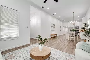 904 S Anglin St, Cleburne, TX 76031 - Photo 9