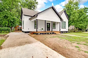 904 S Anglin St, Cleburne, TX 76031 - Photo 35