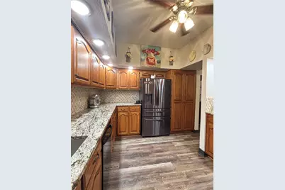 264 Oak Street, Nocona, TX 76255 - Photo 13