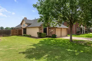 2212 Lakeshore Dr, Flower Mound, TX 75028 - Photo 1