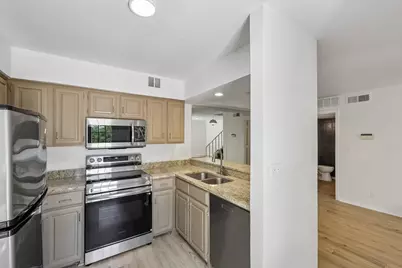 5200 Martel Avenue #7D, Dallas, TX 75206 - Photo 7