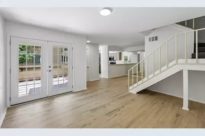 5200 Martel Avenue #7D, Dallas, TX 75206 - Photo 3